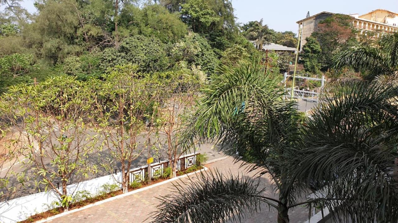 Resort Silver Hills Lonavala Esterno foto
