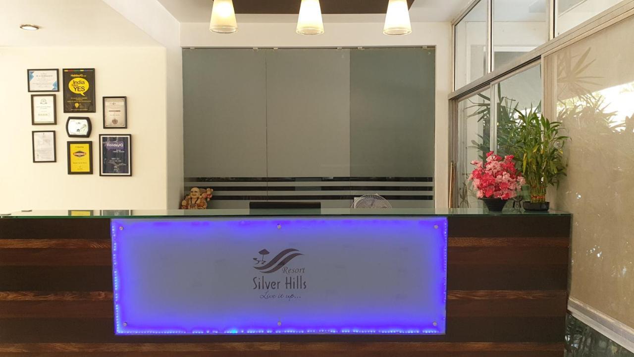 Resort Silver Hills Lonavala Esterno foto